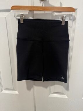 Alo Yoga High-Waist Biker Short Black Extra Small XS NWOT